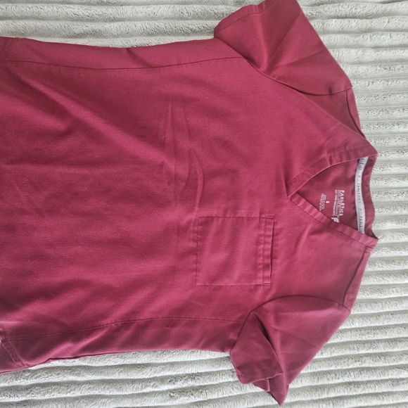 Fabletics Wine/burgundy Scrub Top With Mandala Jacket - Picture 6 of 6